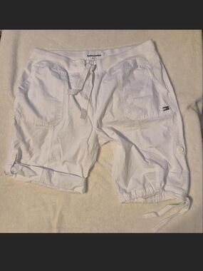 Tommy Hilfiger White Women's Cargo Bermuda Shorts